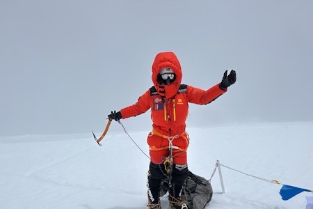 JAGER REKORDEN: Kristi Harila - her fra toppen av Cho Oyo i mai - har nådd enda en 8000-meters topp i Himalaya, og nå er det kun fem fjell i Pakistan som gjenstår før verdensrekorden er hennes. Arkivfoto: Tenjen (Lama) Sherpa