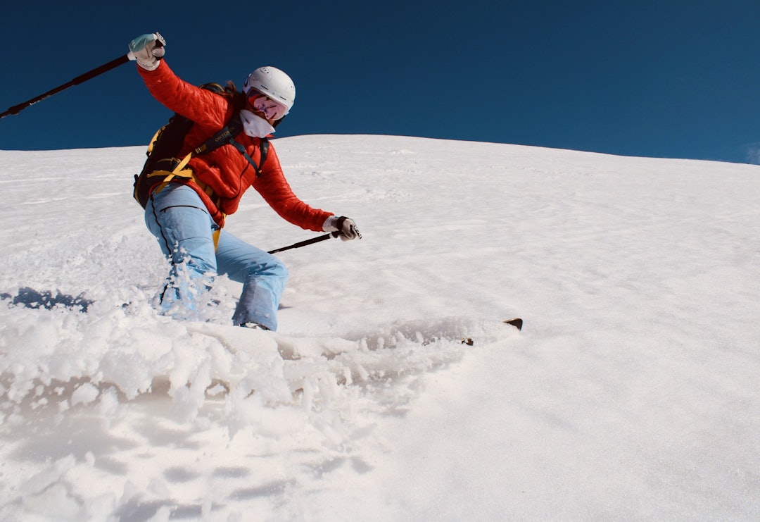 SLUSH: Vårskisesongens svar på pudder. Foto: Gjendine Eidslott. SLUSH: Vårskisesongens svar på pudder. Foto: Gjendine Eidslott.