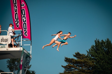 FRYKTLØSE: Deltagerne i Døds World Tour Helsinki viste ingen tegn til bekymring. Foto: Niklas Grönqvist / IG: nikuvaa_ FRYKTLØSE: Deltagerne i Døds World Tour Helsinki viste ingen tegn til bekymring. Foto: Niklas Grönqvist / IG: nikuvaa_