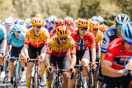 KLAR FOR TOUREN: Jonas Abrahamsen, Rasmus Tiller og Alexander Kristoff er blant rytterne som skal til Tour de France for Uno-X. Foto: Harry Talbot / Uno-X Pro Cycling