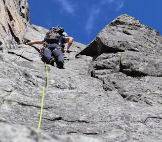 KLATRESEKK: Fra testing av klatresekken Arc´teryx Alpha på Bispen i Romsdal. Foto: Siv-Elin Skogen KLATRESEKK: Fra testing av klatresekken Arc´teryx Alpha på Bispen i Romsdal. Foto: Siv-Elin Skogen
