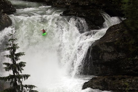 TEIGDALEN: En av überklassikerne i Voss er Teigdalselva med sine bratte forsker og legendariske dobbeldropp. Foto: Tore Meirik TEIGDALEN: En av überklassikerne i Voss er Teigdalselva med sine bratte forsker og legendariske dobbeldropp. Foto: Tore Meirik