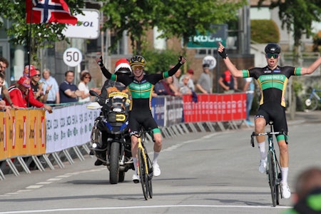 LEKTE SEG: Jørgen Nordhagen og Henrik Emil Eriksen kunne juble etter et meget godt gjennomført ritt fra Lillehammer CK. FOTO: Jarle Fredagsvik LEKTE SEG: Jørgen Nordhagen og Henrik Emil Eriksen kunne juble etter et meget godt gjennomført ritt fra Lillehammer CK. FOTO: Jarle Fredagsvik