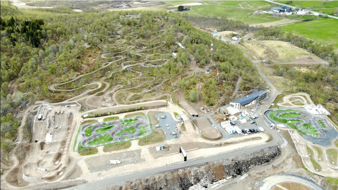STORT ANLEGG: Harstad Bikepark sånn det ser ut i dag. Foto: Anders Yttervoll, Harstad Cykleklubb Harstad bikepark årets idrettsanlegg