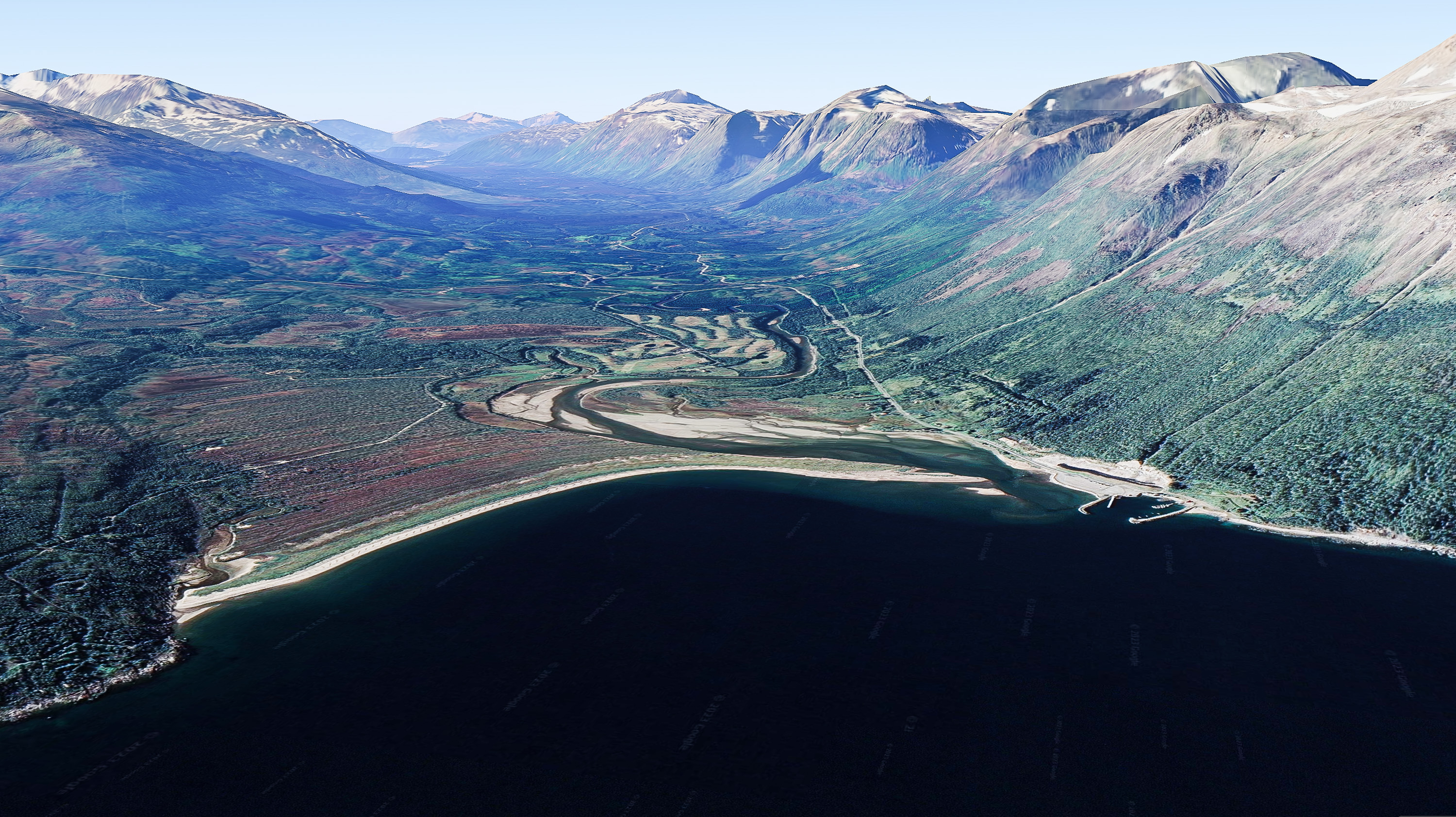 BREIVIKEIDET: På nordøst stopper skyene i Russland, Finnmark og Lyngsalpene.