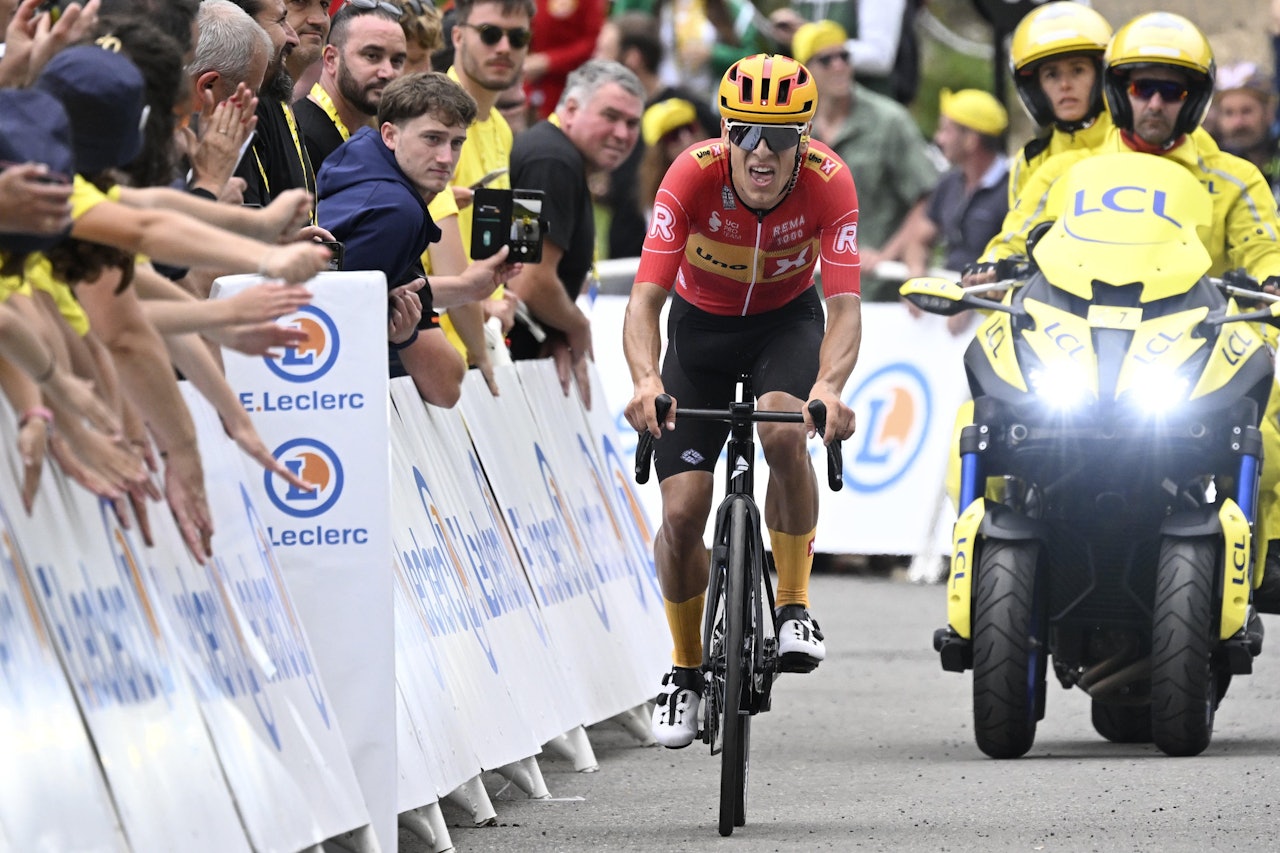 STRÅLENDE: Tobias Halland Johannessen gjorde manns jobb for å bli med i bruddet på den 12. etappen av Tour de France.