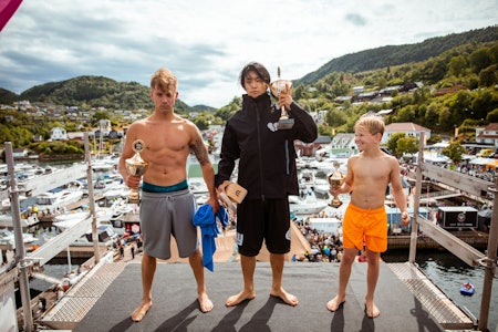 VANT: Kim-André Knutsen med seier ved siden av Emil Lybekk på andre og Herman Solstad på tredje. Foto: Oliander Taule Kim Andre Knutsen dødsing