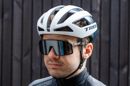 NY TOPPHJELM: Trek Velocis Mips. Alle foto: Knut Andreas Lone NY TOPPHJELM: Trek Velocis Mips. Alle foto: Knut Andreas Lone