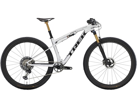 SAME, BUT DIFFERENT: Trek gjør flere ganske store justeringer på rittfulldemperen Supercaliber. Foto: Trek. trek supercaliber