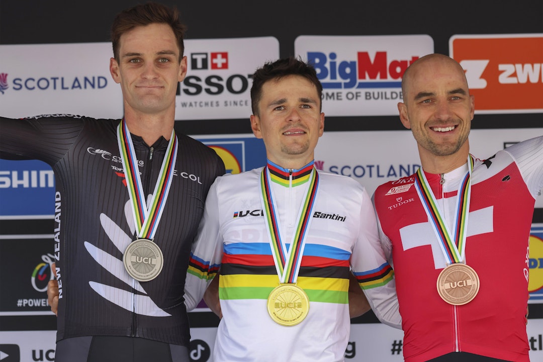 PODIET: Pidcock, Gaze og Schurter. Foto: Cor Vos PODIET: Pidcock, Gaze og Schurter. Foto: Cor Vos