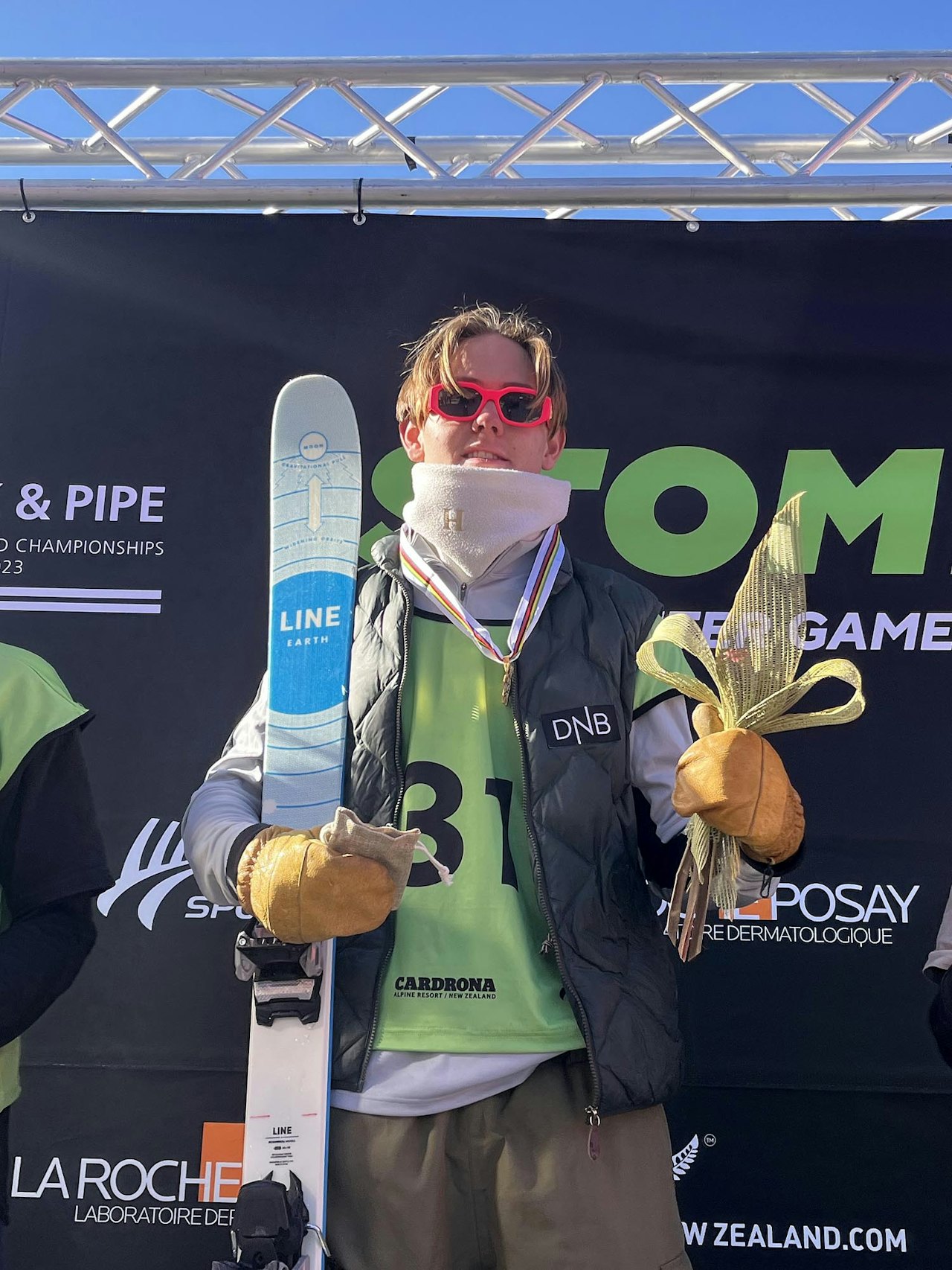 VANT: Leo Landrø ble juniorverdensmester i Big Air i New Zealand natt til mandag norsk tid. Foto: Norges Skiforbund Freeski VM-Gull til Leo Landrø