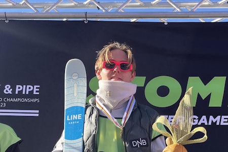 VANT: Leo Landrø ble juniorverdensmester i Big Air i New Zealand natt til mandag norsk tid. Foto: Norges Skiforbund Freeski VM-Gull til Leo Landrø