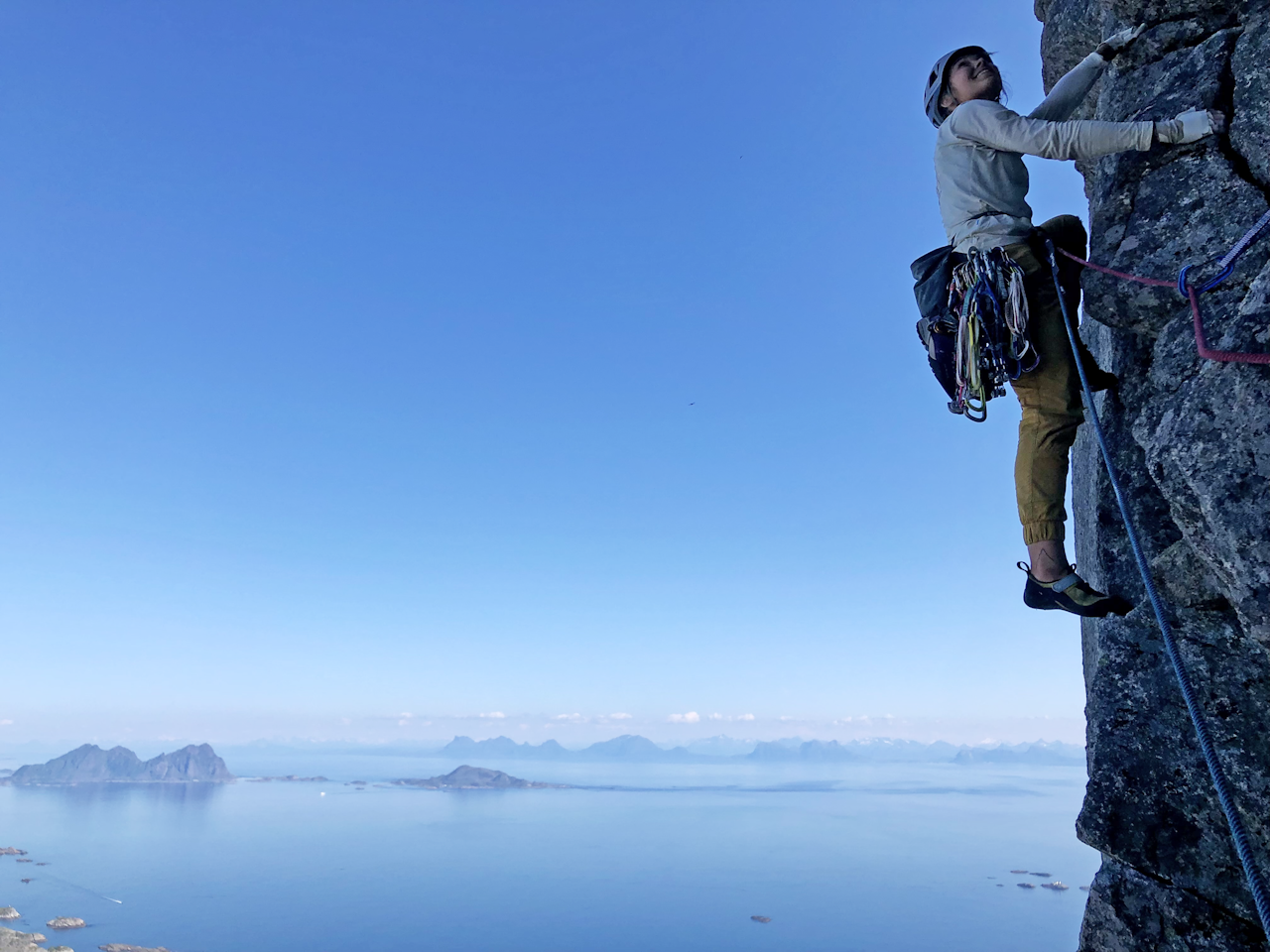 ØNSKJER VERN:– Det er på tide å fortelje politikarar kva vi er opptekne av, i staden for å ergre oss over at kontorrotter ikkje forstår verdien av rå natur, skriv kronikkforfattaren.Foto: Tuva Stavø, Storpillaren Sofie Fjellblome Nordvik Klatreinstruktør og klimaaktivist Foto: Tuva Stavø, Storpillaren