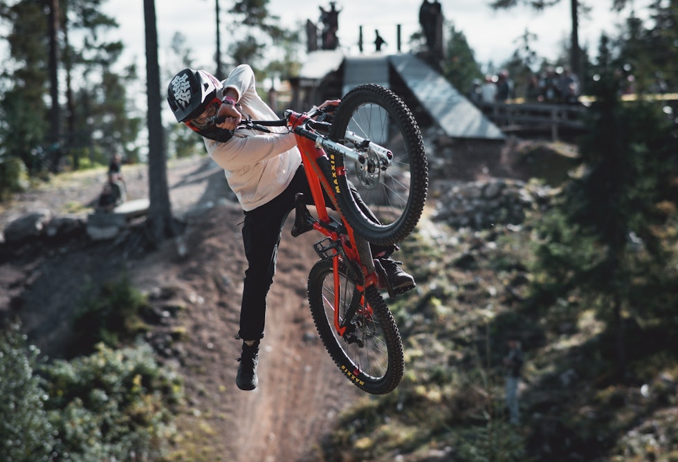 B Rage Drop GT-film fra B-Rage Sesh 2023 | TERRENGSYKKEL.NO