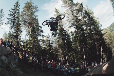 OPPNED: Backflips og andre tricks satt løst under B-Rage Sessions 2023 i Trysil. Foto: Gisle Johnsen/@locteit b-rage sessions 2023 bilder