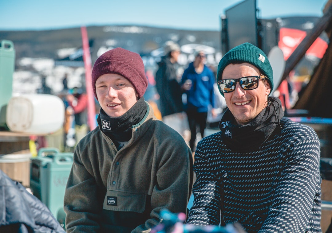 GENERASJON SNOWBOARD: Parautøver Kristian Moen og Ola Keul under snowboard nm. Foto: Brettforbundet