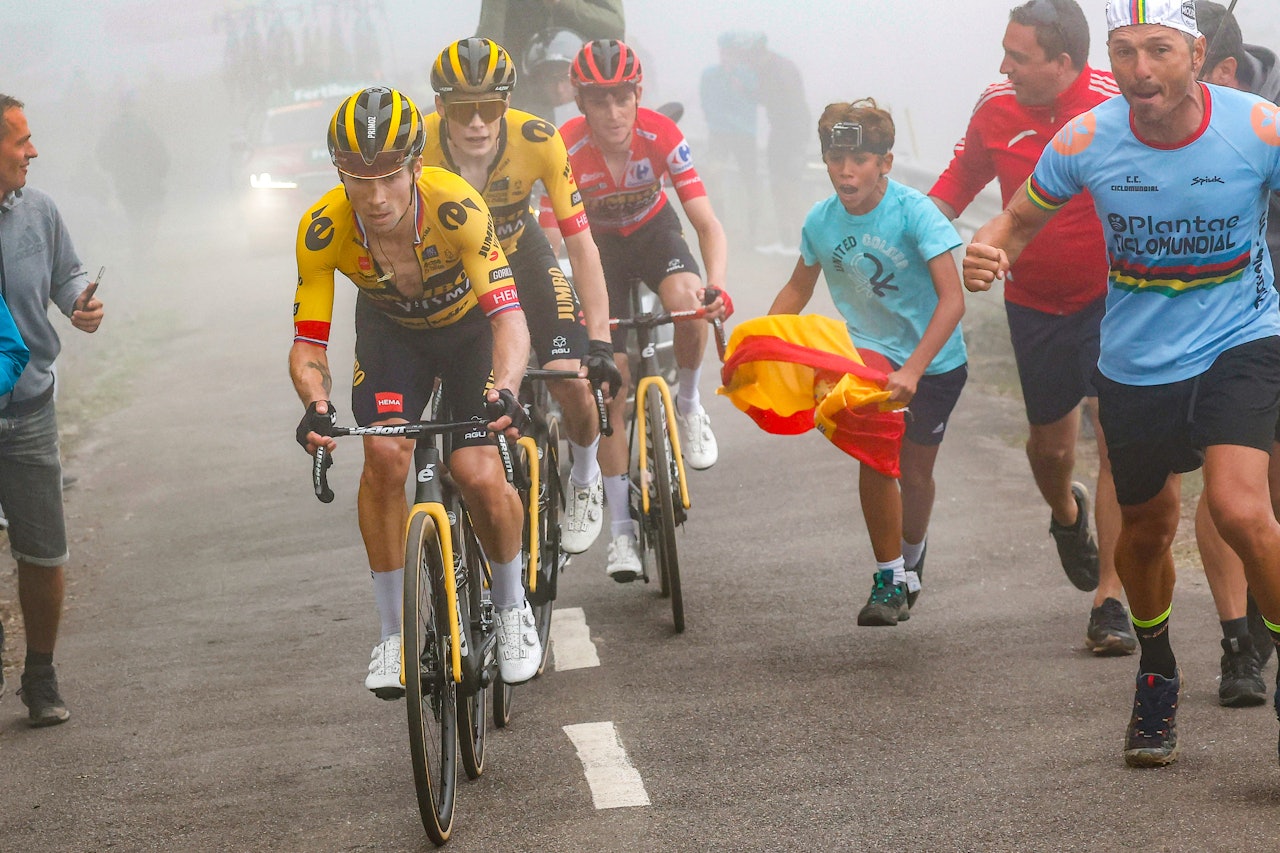 FRAKJØRT: Sepp Kuss maktet ikke å henge på lagkameratene, men begrenset tapet. Foto: Cor Vos FRAKJØRT: Sepp Kuss maktet ikke å henge på lagkameratene, men begrenset tapet. Foto: Cor Vos