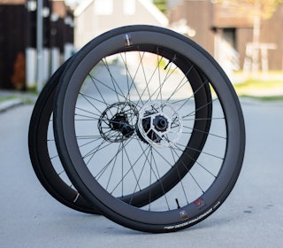 PREMIUM ALLROUND-HJUL: Reserve 40/44 koster, men er av høy kvalitet. Alle foto: Knut Andreas Lone PREMIUM ALLROUND-HJUL: Reserve 40/44 koster, men er av høy kvalitet. Alle foto: Knut Andreas Lone