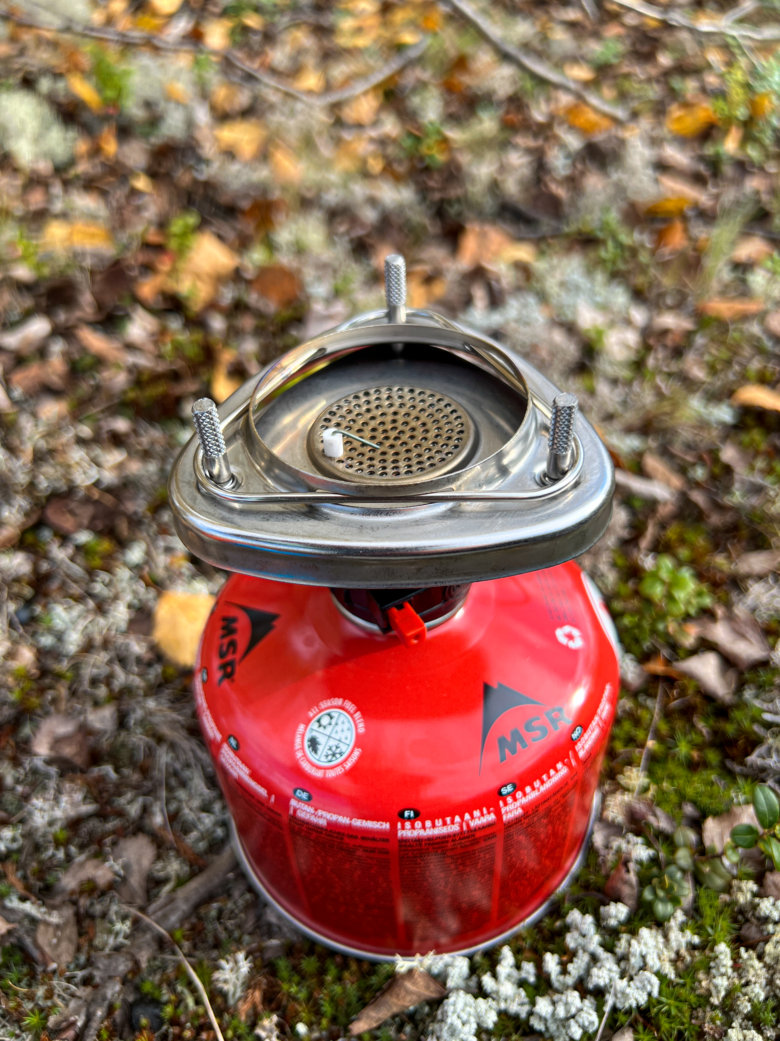 Minimalistisk: Tre små tapper forvandler brenneren til en fullverdig gassbrenner.