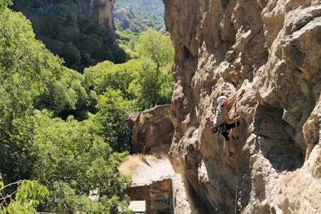 Trond Ola Tilseth klatrer i sektoren La Casilla i Cahorros.