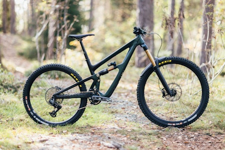 RACING-GRØNN: Ibis HD6 kommer i flere lekre farger - sånn som denne. Men det er ikke bare fargene som imponerer. Foto: Kristoffer H. Kippernes. ibis hd6 test