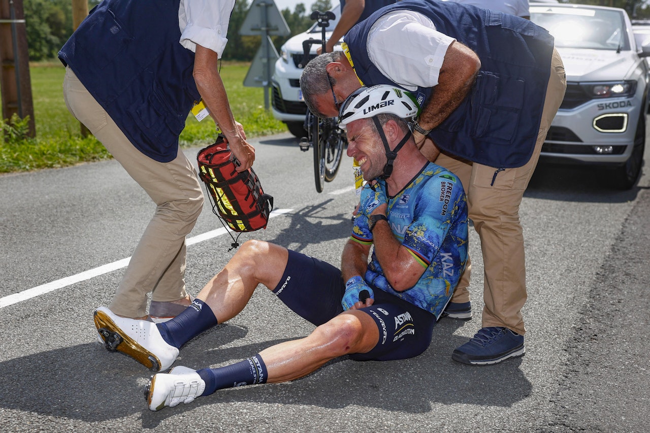 TOK KRAGEBEINET: På den 8. etappen i sommerens Tour de France gikk Mark Cavendish i bakken, og karrieren så ut til å ende i tårer. Foto: Cor Vos TOK KRAGEBEINET: På den 8. etappen i sommerens Tour de France gikk Mark Cavendish i bakken, og karrieren så ut til å ende i tårer. Foto: Cor Vos