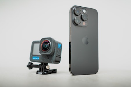 GoPro vs. iPhone: En noe utradisjonell sammenligning. Foto: Sigurd Ekeli Grimsby GoPro vs. iPhone: En noe utradisjonell sammenligning. Foto: Sigurd Ekeli Grimsby