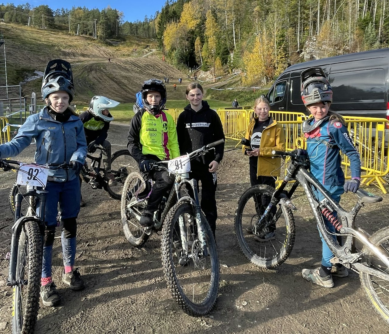 SOLID OPPMØTE: Utforcupen ble avsluttet under strålende forhold i Kjerringåsen. Spesielt gledelig var det at mange utøvere hadde tatt turen ut i bakken. FOTO: Kristine Skeie SOLID OPPMØTE: Utforcupen ble avsluttet under strålende forhold i Kjerringåsen. Spesielt gledelig var det at mange utøvere hadde tatt turen ut i bakken. FOTO: Kristine Skeie