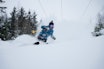 HEISENE STÅR: Snøen kommer, men ingen skianlegg er åpne enda. Løsningen kan vøre å oppsøke nedlagte skianlegg, slik som Magnus Utkilen gjorde 5. januar 2023 i Svarstad skianlegg. Foto: Christian Nerdrum