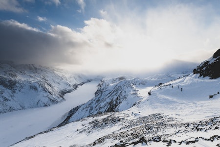 TYNT: Det var tynt med snø i den østre delen av Jotunheimen i 2019. Foto: Hans Kristian Krogh-Hanssen