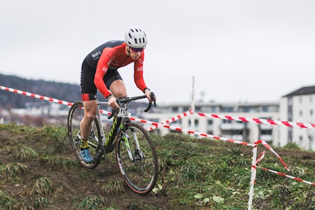 GRENBYTTE: Truls Veslum sees oftest i krossløypa. Fra nyttår skal han legge forholdene til rette i Asker-velodromen. Foto: Snorre Veggan GRENBYTTE: Truls Veslum sees oftest i krossløypa. Fra nyttår skal han legge forholdene til rette i Asker-velodromen. Foto: Snorre Veggan
