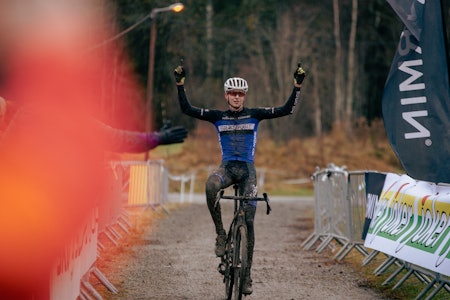 GOD HØST: Mads Tubaas Glende har vært åpen om at målet hans for kommende sesong er å bli proff. Da kan helgas prestasjoner komme til god nytt ved forhandlingsbordet. Foto: Henrik Alpers GOD HØST: Mads Tubaas Glende har vært åpen om at målet hans for kommende sesong er å bli proff. Da kan helgas prestasjoner komme til god nytt ved forhandlingsbordet. Foto: Henrik Alpers