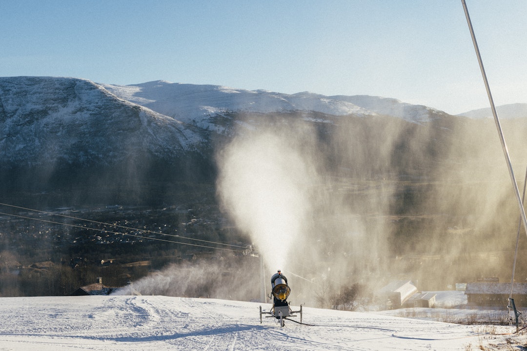 VANGSLIA: Skisenteret jobber for fullt med å åpne resten av anlegget. Foto: Kristoffer H. Kippernes VANGSLIA: Skisenteret jobber for fullt med å åpne resten av anlegget. Foto: Kristoffer H. Kippernes
