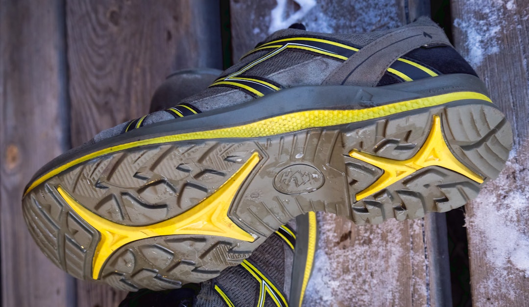 Sålene gir godt grep og har blitt svært lite slitt i testperioden til tross for hardt bruk. haix black eagle adventure gtx jaktsko test