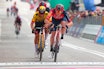 FØRSTEMANN TIL STREKEN? Både Primoz Roglic og Tao Geoghegan Hart har kommet fram til at gresset er grønnere på den andre siden av enga. Neste år står nok nye Grand Tour-bragder på menyen. FOTO: Cor Vos FØRSTEMANN TIL STREKEN? Både Primoz Roglic og Tao Geoghegan Hart har kommet fram til at gresset er grønnere på den andre siden av enga. Neste år står nok nye Grand Tour-bragder på menyen. FOTO: Cor Vos