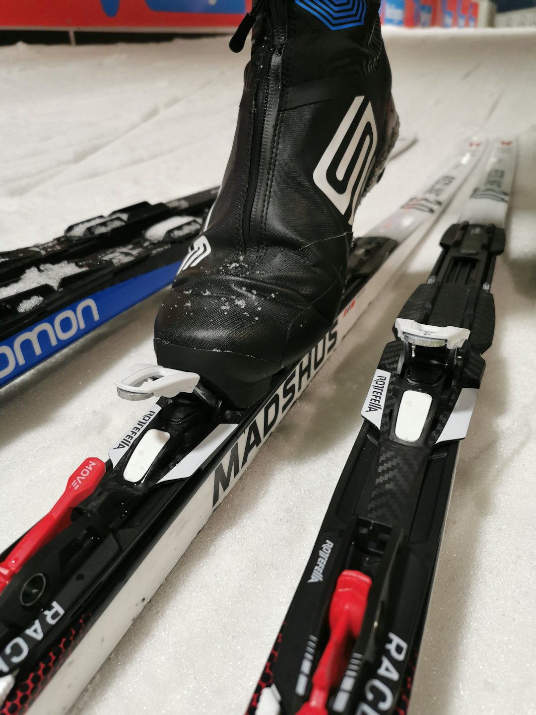 FUNGERER: Blant de flyttbare bindingene vi har testet, kom Rottefella Move Race godt ut. Foto: Gunhild Aaslie Soldal rottefella move flyttbar langrennsbinding
