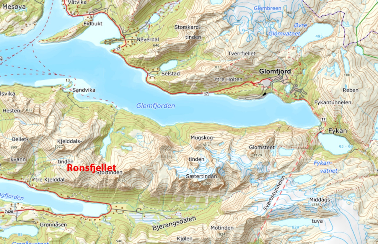 DØDSULYKKE: En person mistet livet i snøskred på Ronsfjellet i Meløy lørdag. Fjellet ligger sørvest for Glomfjord.
