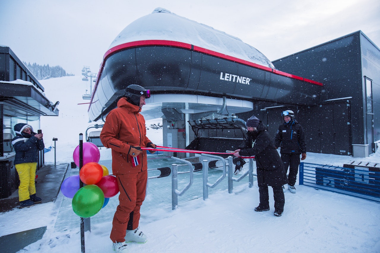 KLIPP, KLIPP: Aksel Lund Svindal og ordfører i Øyer Anne Marie Sveipe, stod for den offisielle åpningen. Foto: Alpinco. KLIPP, KLIPP: Aksel Lund Svindal og ordfører i Øyer Anne Marie Sveipe, stod for den offisielle åpningen. Foto: Alpinco.