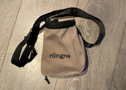 Vi har testet Rúngne Craft Chalk Bag. Foto: Tore Meirik