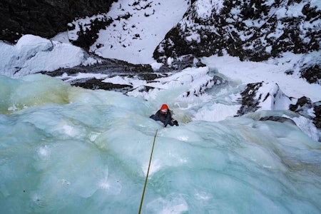 KLASSIKER MED NY ADKOMST: Ferdselsforbud i Vemorkjuvet lager litt knot med adkomsten til klassikerne Trappfoss (bildet) og Juvsøyla. Arkivfoto: Lars Petter Jonassen isklatrer ovenfra