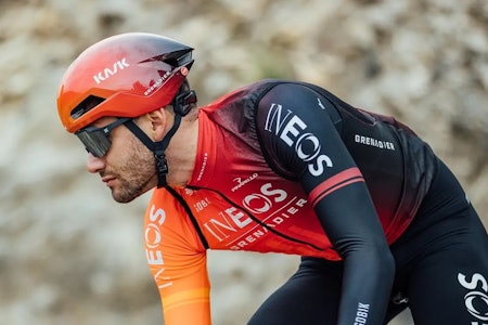 NY HJELM: Kask nye aerohjelm dekker ørene. Foto: Filippo Ganna/Instagram NY HJELM: Kask nye aerohjelm dekker ørene. Foto: Filippo Ganna/Instagram