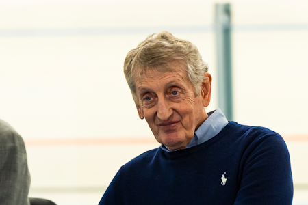 BEKYMRET: Han vil fremdeles ikke gi slipp på hjertebarnet Ringerike Grand Prix, men nå mener Birger Hungerholdt det står alarmerende dårlig til med idretten han elsker, nemlig landeveissykling. Foto: Snorre Veggan BEKYMRET: Han vil fremdeles ikke gi slipp på hjertebarnet Ringerike Grand Prix, men nå mener Birger Hungerholdt det står alarmerende dårlig til med idretten han elsker, nemlig landeveissykling. Foto: Snorre Veggan