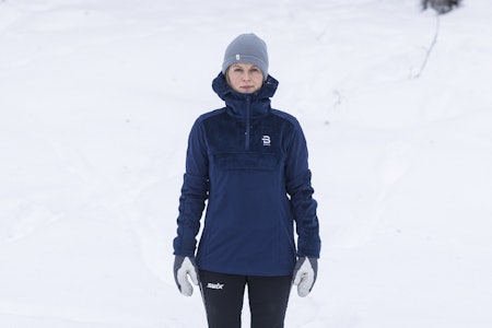 TESTET: Dæhlie Boulder anorakk. Foto: Kristoffer H. Kippernes Dæhlie Boulder anorakk dame
