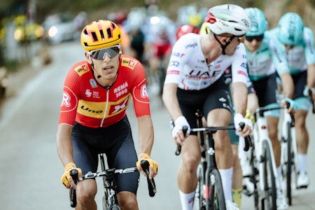 OFFENSIV: Tobias Halland Johannessen kjørte lenge med de beste i Trofeo Serra Tramuntana. Foto: Uno-X Mobility / Szymon Gruchalski OFFENSIV: Tobias Halland Johannessen kjørte lenge med de beste i Trofeo Serra Tramuntana. Foto: Uno-X Mobility / Szymon Gruchalski