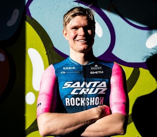 PROFFLAG: Petter Fagerhaug er tilbake på et internasjonalt profflag. Foto: Team Santa Cruz RockShox.