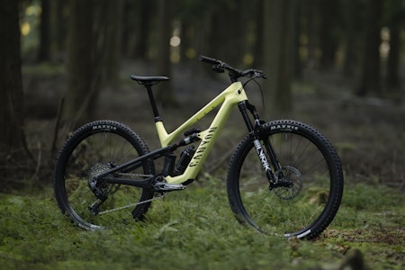 LITT VRI: Canyons stisykkel Spectral får flere små forandringer for 2024-sesongen. Foto: Canyon. canyon spectral 2024