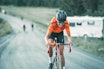 FORBRYTERSK: Hun syklet som om hun hadde stilpolitiet i hælene, da hun like så godt vant sitt aller første sykkelritt. Foto: Jørgen Mo.