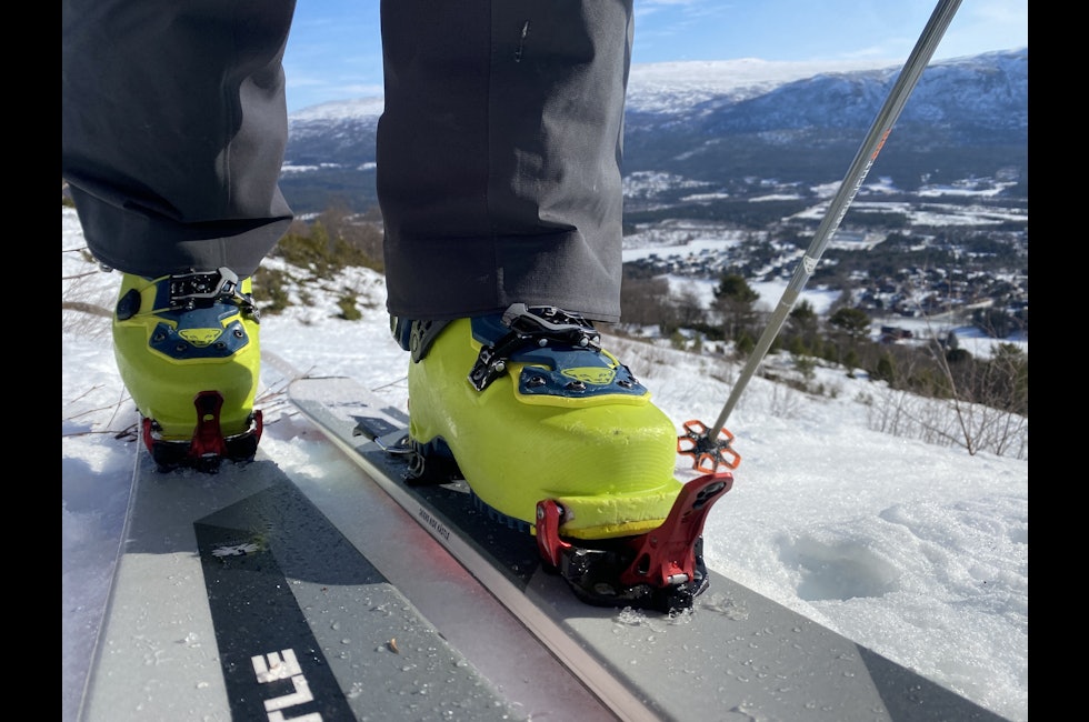 skisko, skibinding og ski
