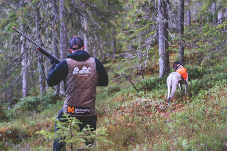 Spenning i skogen: Det tok ikke lang tid før Boss tok stand, men det viste seg å være en tomstand. Selv de beste kan feile, men er ofte best når det gjelder.