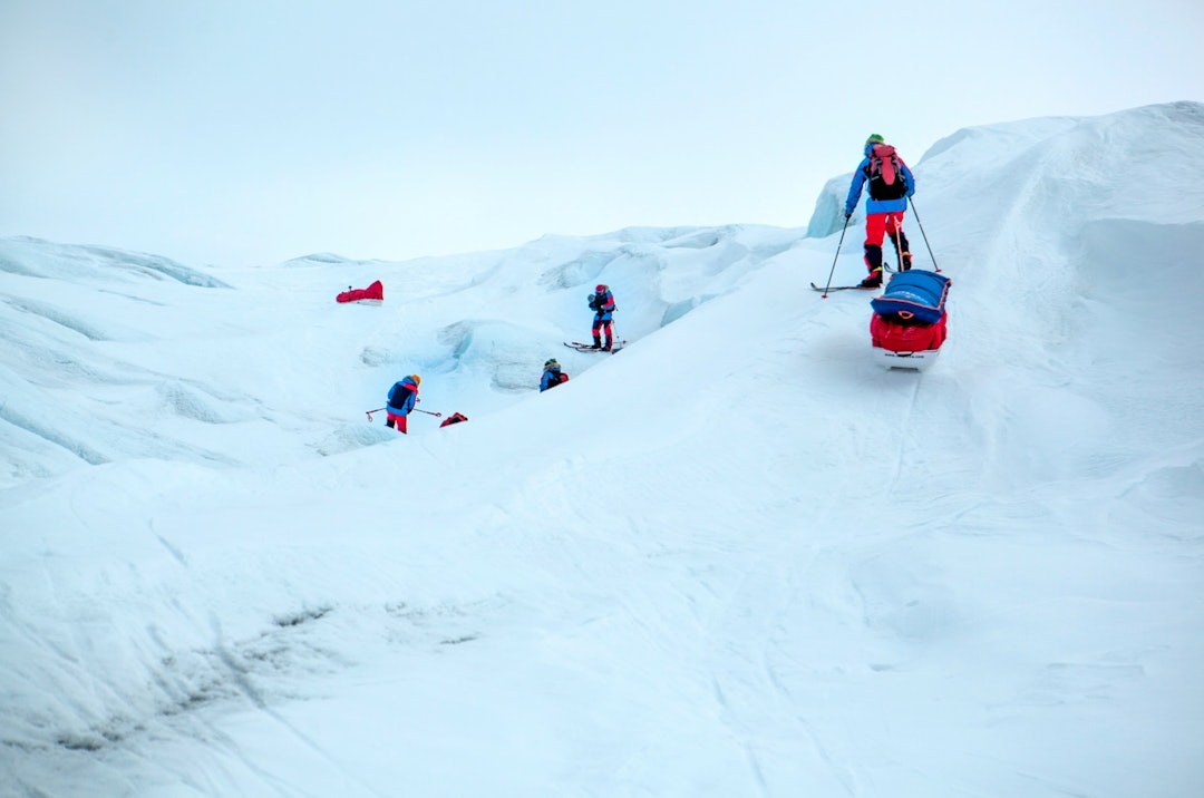 Satan i helvete. Skulle ikke den Grønlandsisen være flat? Foto: Sveinung Svendsen  tjukken og lillemor grønladn
